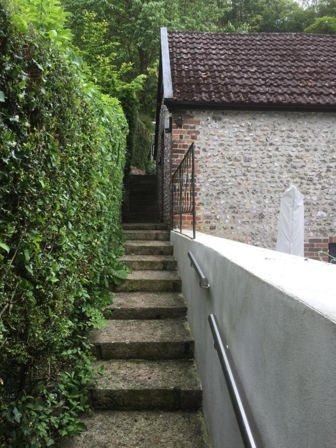 The Grooms Loft Self Contained Apartment Milton Abbas Exteriör bild