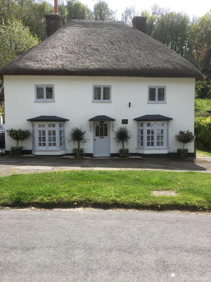 The Grooms Loft Self Contained Apartment Milton Abbas Exteriör bild
